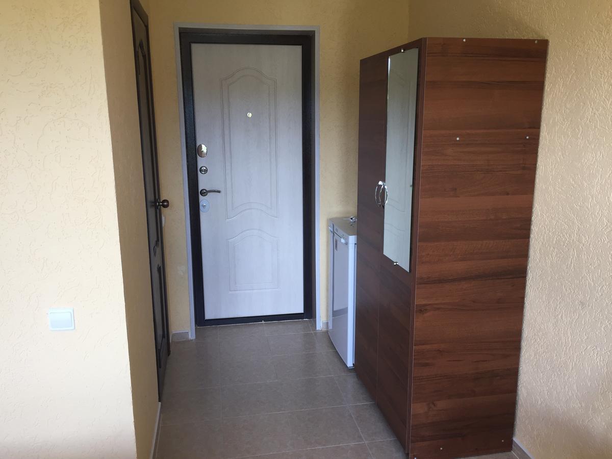 Dionisy Guest House 皮聪达 外观 照片