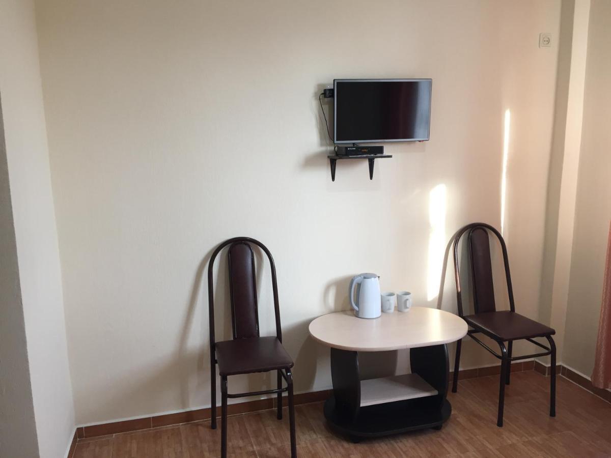 Dionisy Guest House 皮聪达 外观 照片